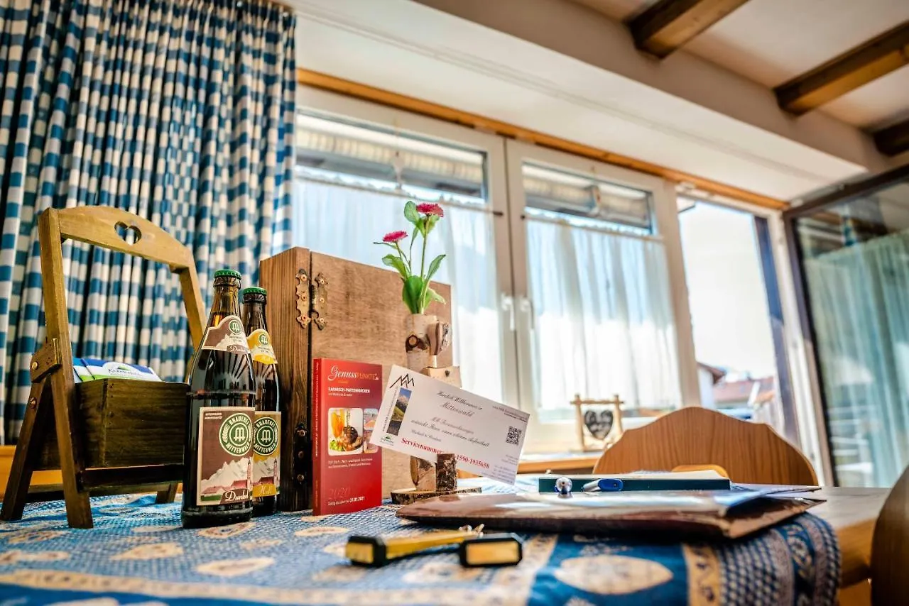 Апартаменты Ferienwohnung Linderspitzblick Миттенвальд