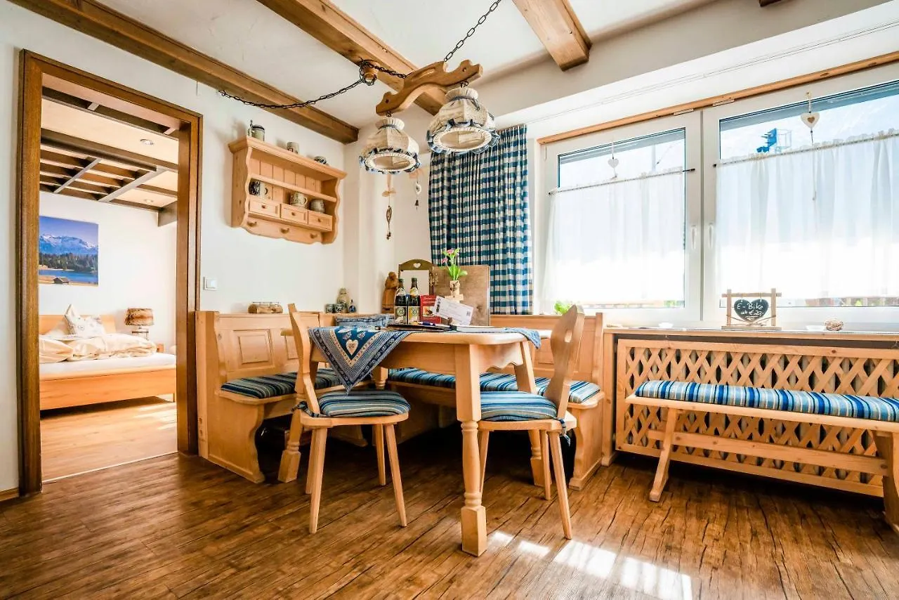 Apartamento Ferienwohnung Linderspitzblick Mittenwald Alemania