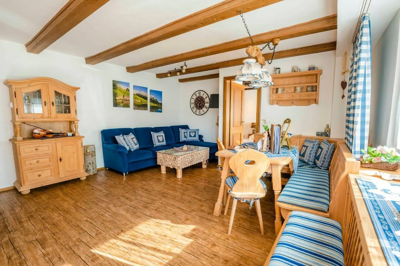 Ferienwohnung Linderspitzblick Mittenwald